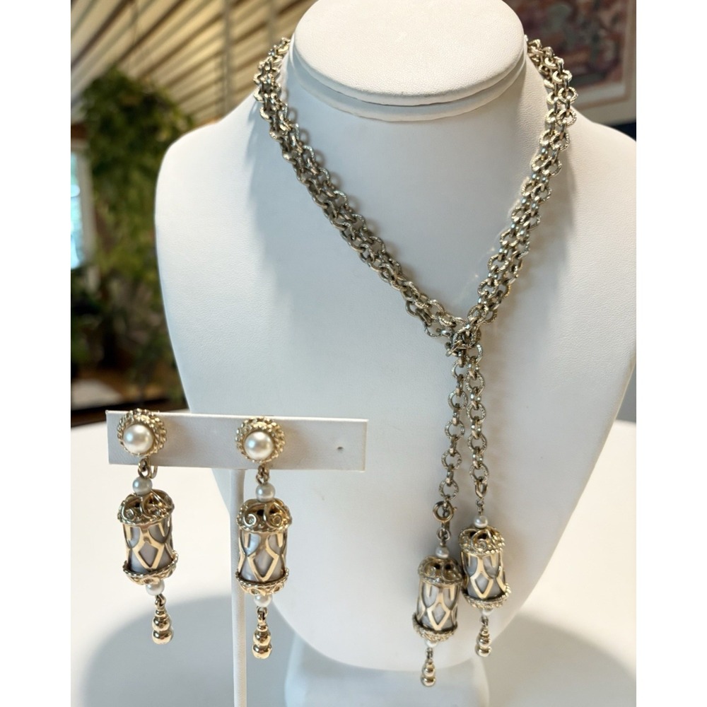 Vintage Emmons Magic Lantern Lariat 37'' Necklace & Matching Clip Earrings Set